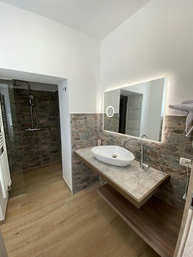 Around Lago Maggiore Apartments Reno Di Leggiuno Exterior foto